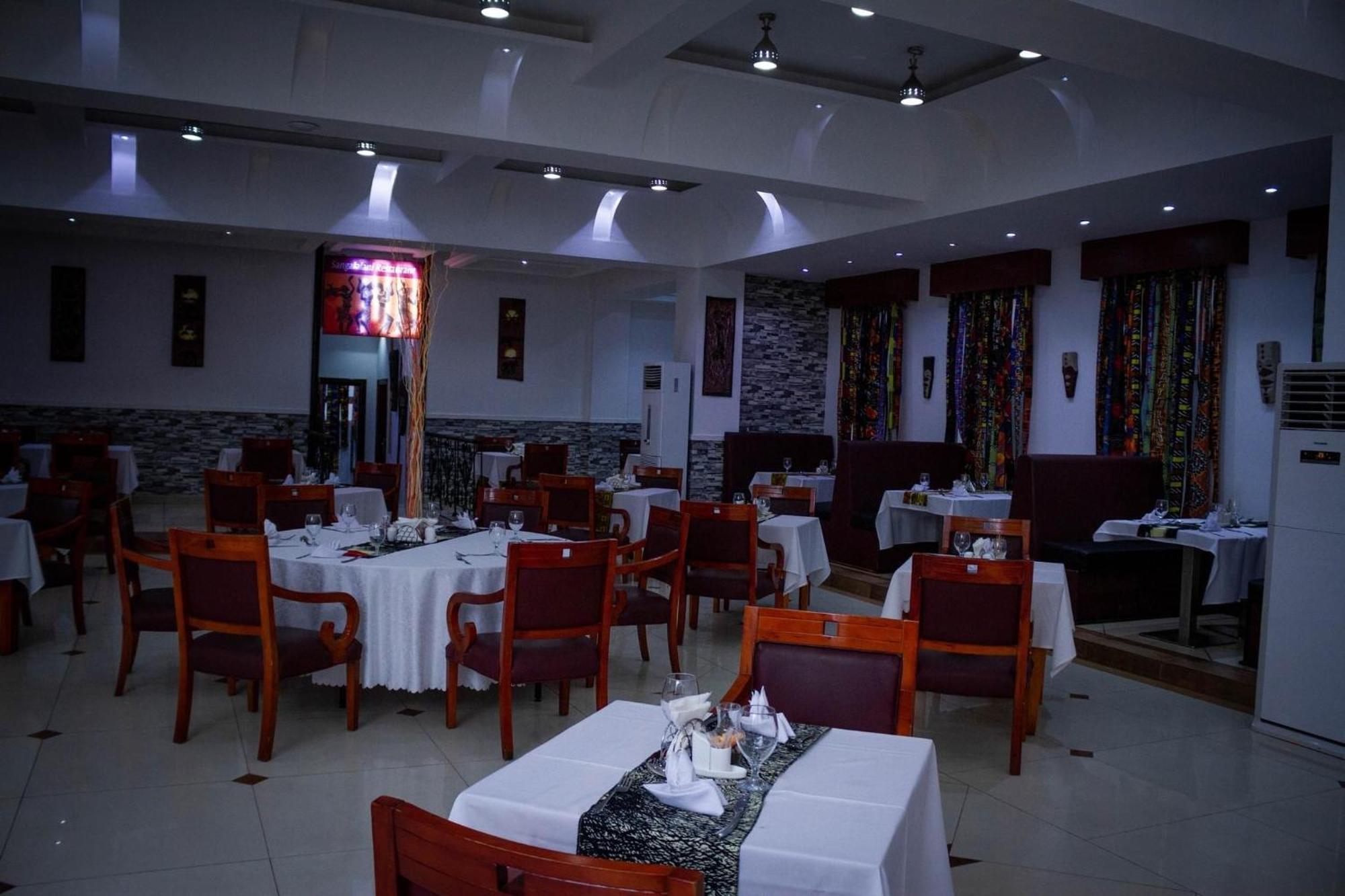 Best Western Plus Paramount Hotel Lusaka Exterior foto